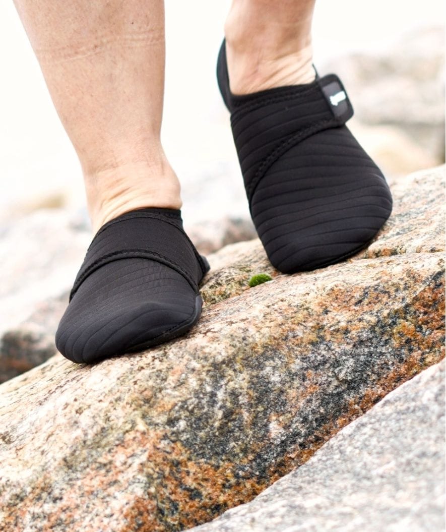 Watery neopren badesko til voksne - Poseidon - Svart