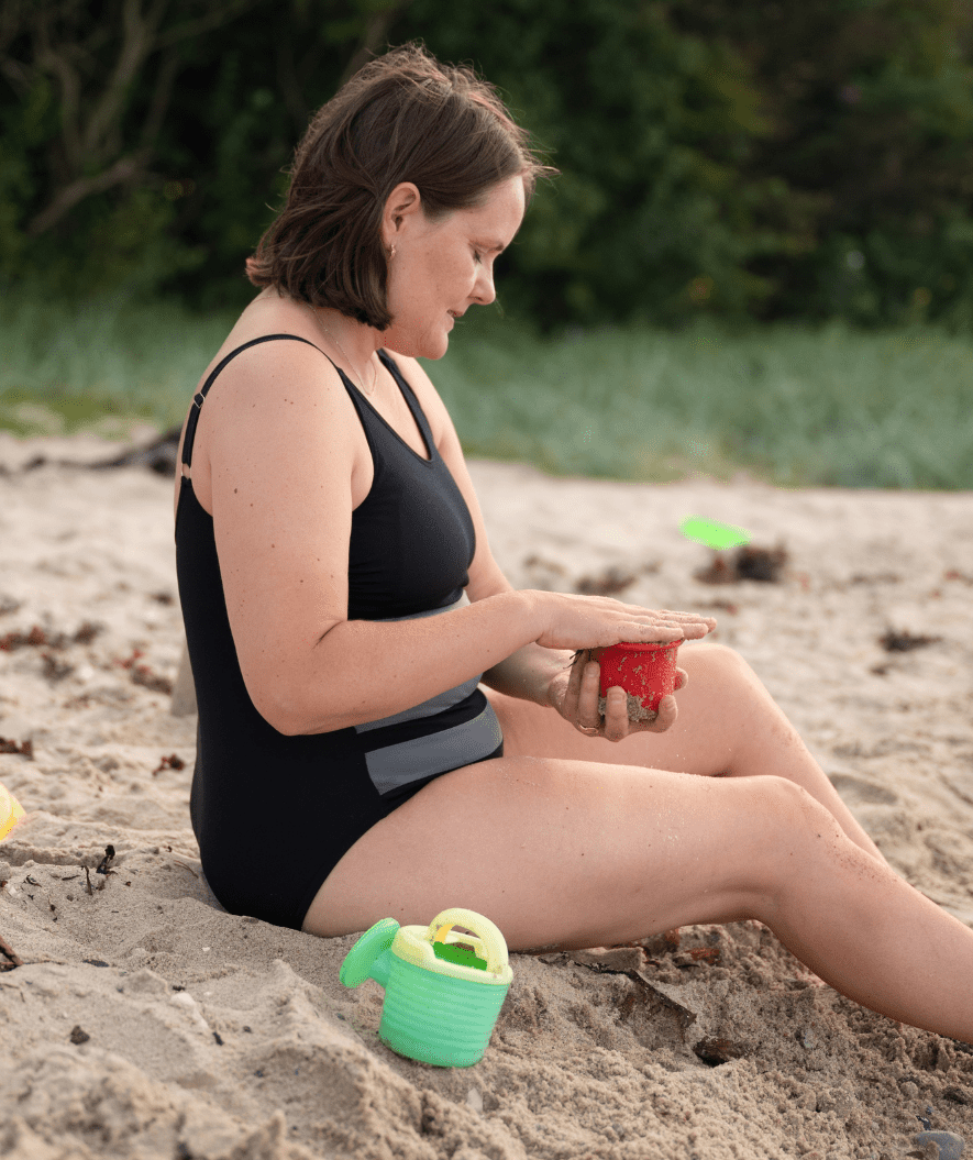 Watery badedrakt med innlegg til damer - Mystique Stripes - Mørkeblå