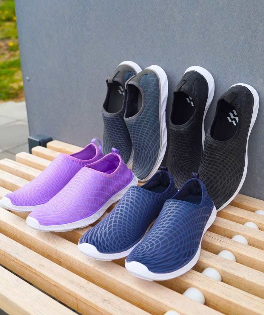 Watery badesko til voksne - Kawaii - Svart