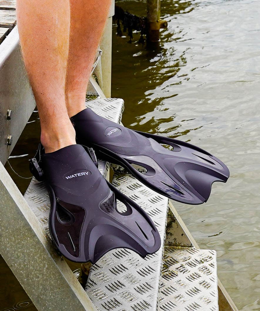 Watery korte svømmeføtter - Fisher - Svart