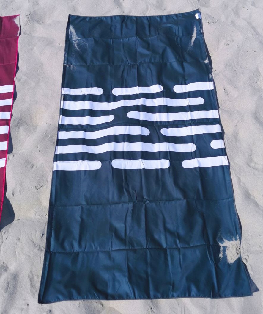 Watery microfiber håndkle (160 x 80 cm) - Eco Nebraska - Mørkeblå