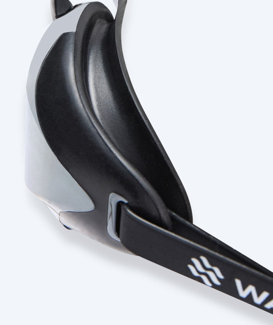 Watery Elite svømmebriller - Poseidon Ultra Mirror - Svart/sølv