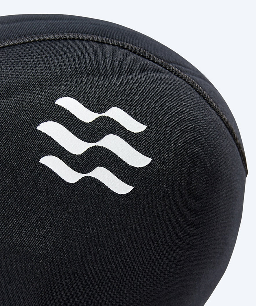 Watery neoprenhette med hals - Hedgehog (3 mm) - Svart