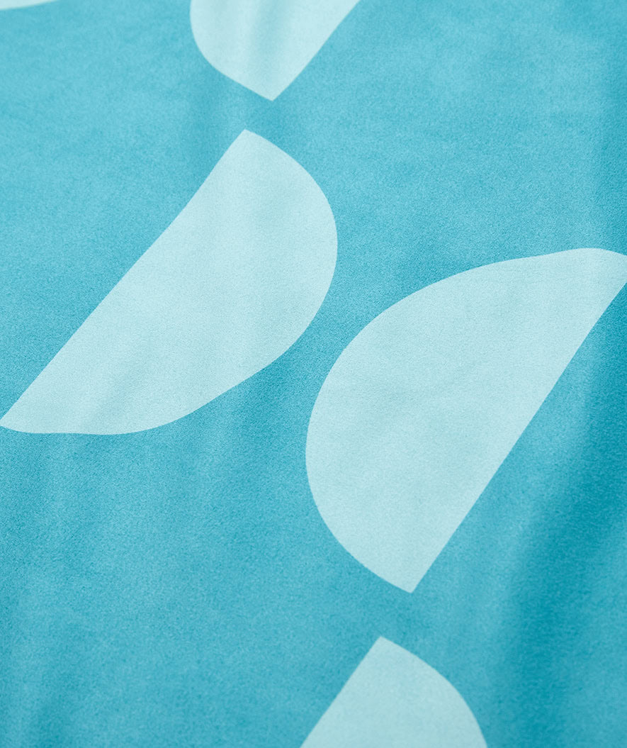 Watery mikrofiberhåndkle (175 x 110 cm) - Rafferty - Ocean Blue