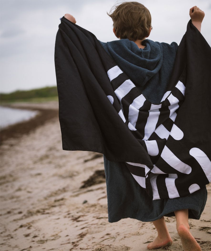 Watery microfiber håndkle (160 x 80 cm) - Eco Nebraska - Mørkeblå