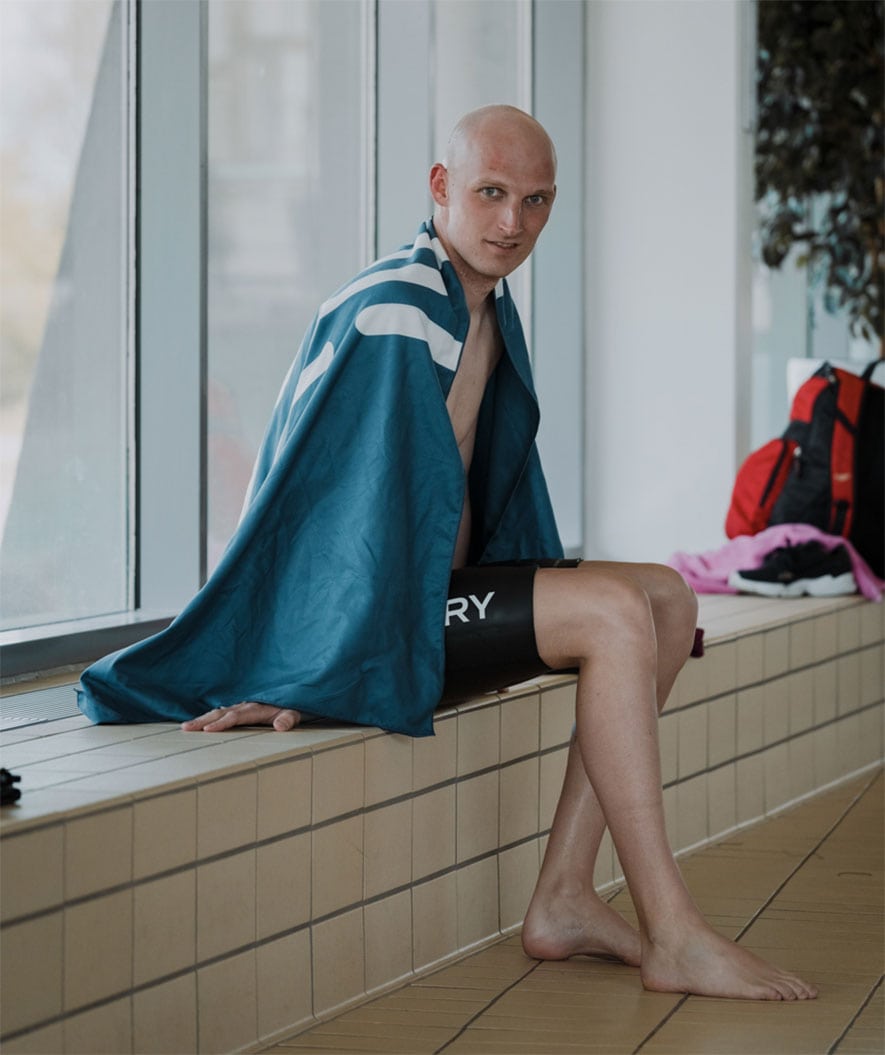 Watery microfiber håndkle (160 x 80 cm) - Eco Nebraska - Mørkeblå