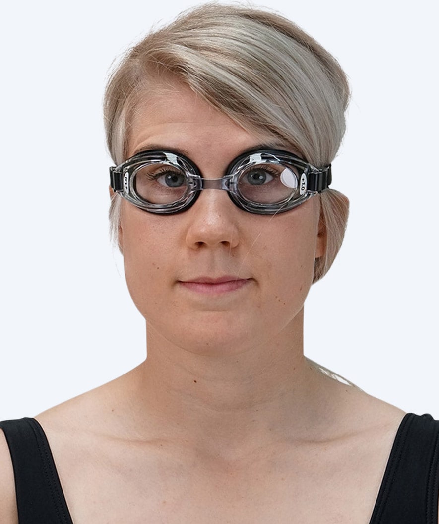 Eyeline nærsynt svømmebriller med styrke - (-1.5) til (-10.0) med klart glass - Svart