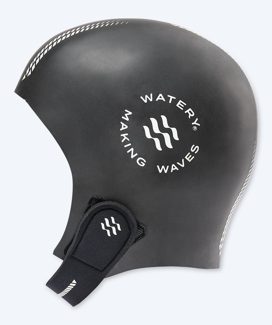 Watery neoprenhette - Calder Pro (4 mm) - Svart